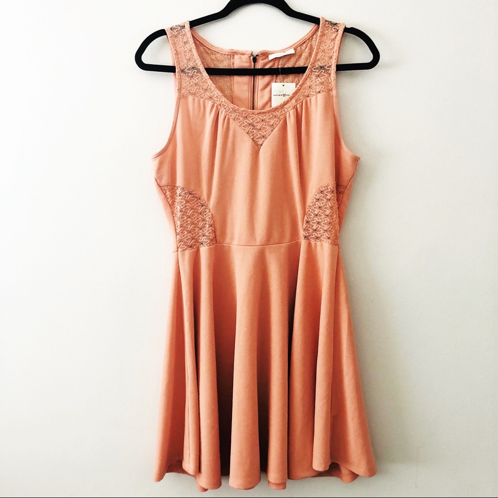 NWT! Altar’d State Blu Pepper Dress. Size Large.🤩